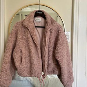 urban outfitters pink fleece cropped jacket XS